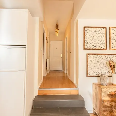 Hamsa Apartment *