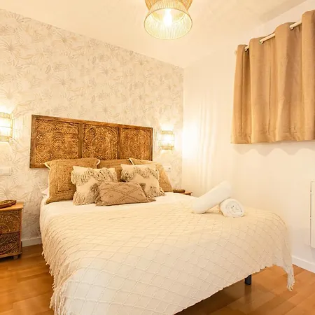 Apartment Hamsa *